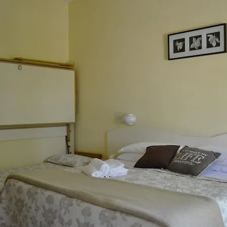 Beverly 3*