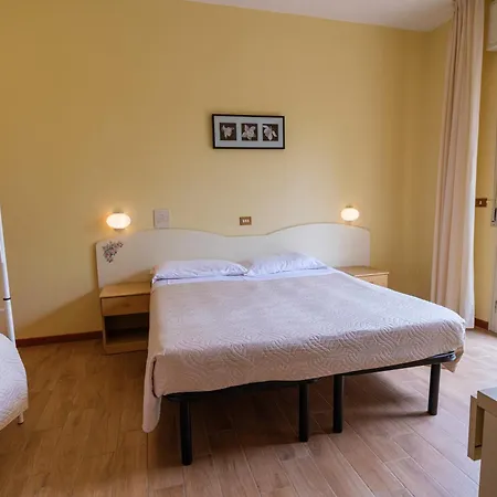 Only Hotel