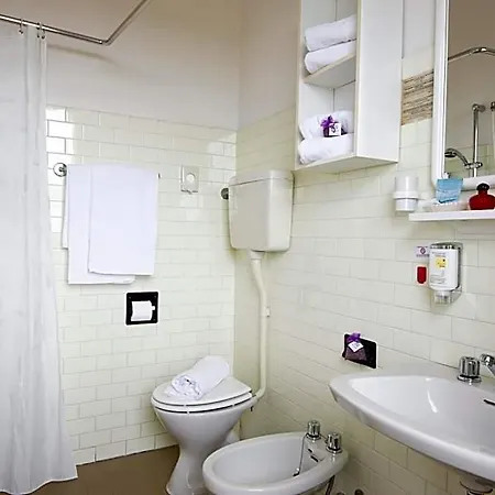 Only Hotel 3*